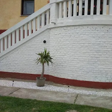 Servus Vendeghaz 2 * Lengyeltoti